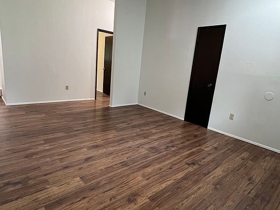 4th image of 14314 104th Avenue Ct NW