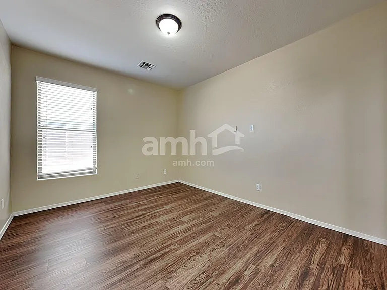 4320 W Burgess Ln — Photo 7