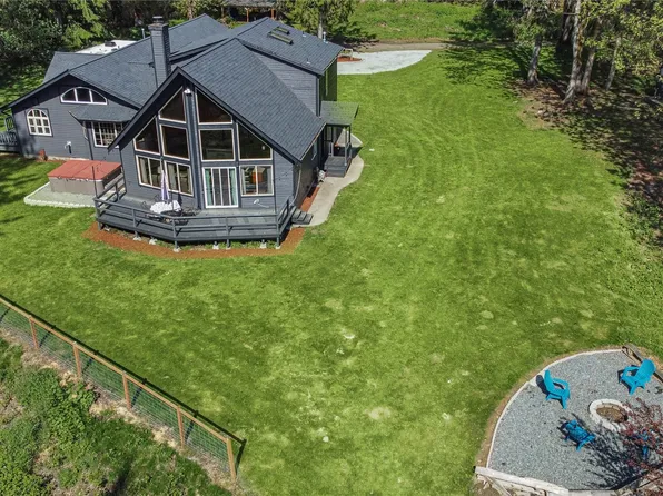 18820 AP Tubbs Road E, Carbonado, WA 98323