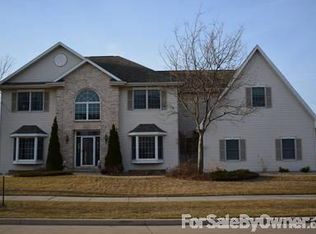 401 E Fernwood Ln, Appleton, WI 54913