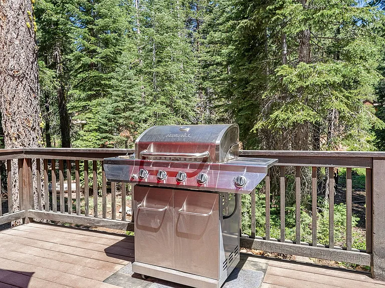 1142 Regency Way — Photo 23