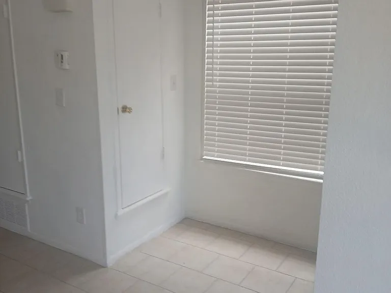 6057 Morning Glory Cir — Photo 11