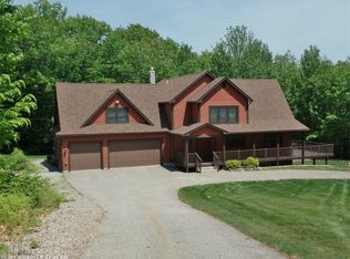 27 Pond Ridge Dr, Lewiston, ME 04240