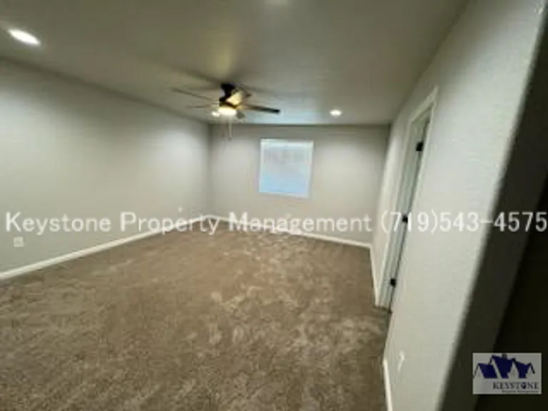 857 S Palomar Dr — Photo 8