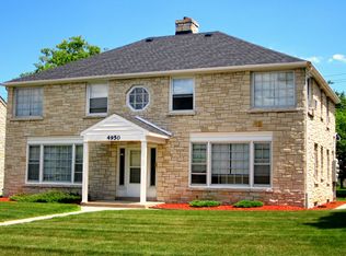 4950 N Port Washington Rd, Glendale, WI 53217