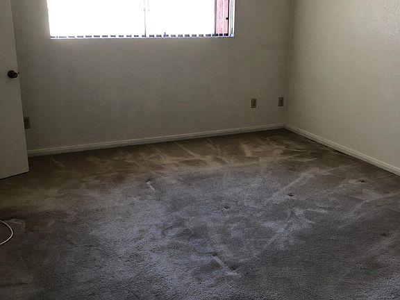2nd image of 606 S Mollison Ave Unit C