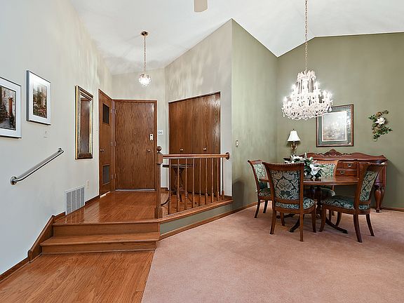 4th image of 13321 S Oakview Ct