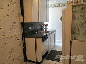 2461 E. 29 St. 6P new kit. 2