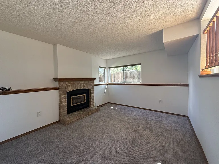 3969 Hilary Ct — Photo 11