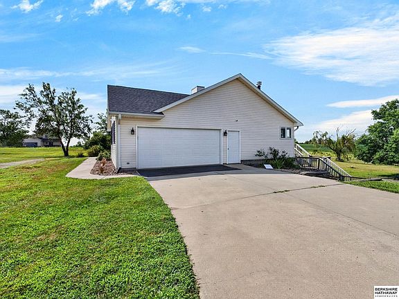 4th image of 5601 Grace Ln