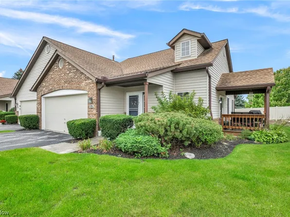 5753 Gateway Ln, Brookpark, OH 44142