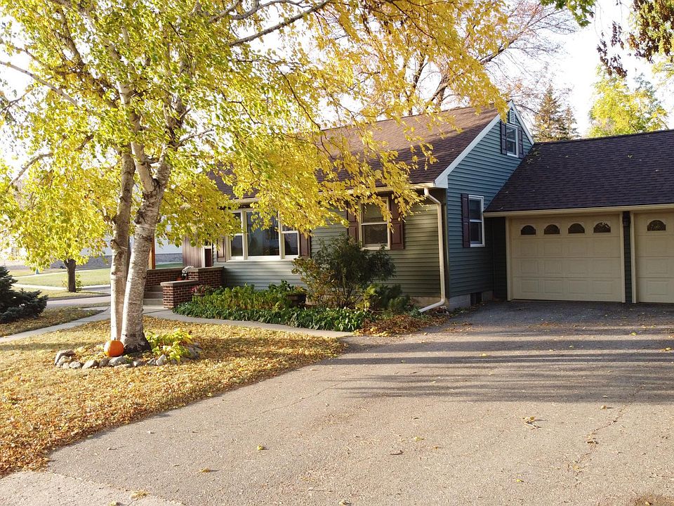 1108 W Park Ave, Olivia, MN 56277 Zillow