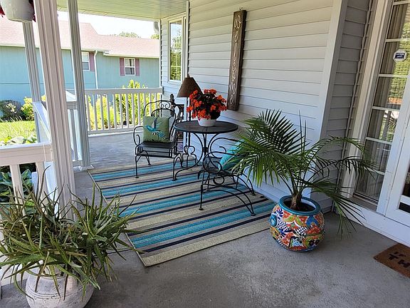 3rd image of 19217 Spyglass Ct