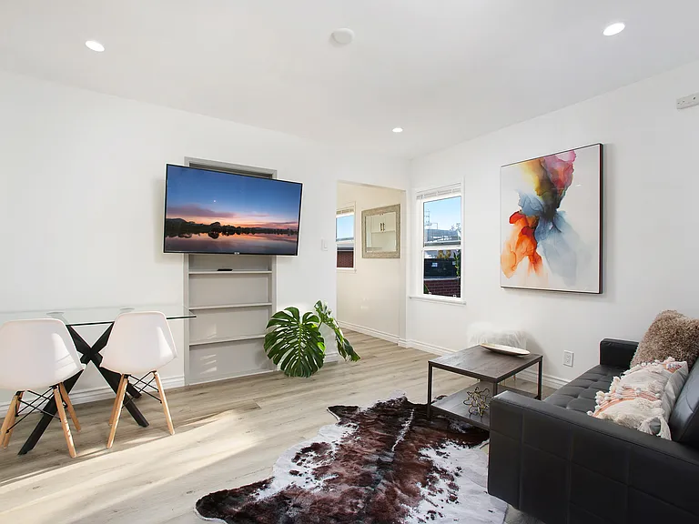 310 Pasadena Ave #19 — Photo 9