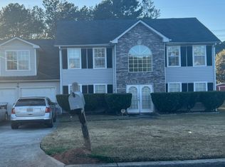 911 Tara Bnd, Hampton, GA 30228