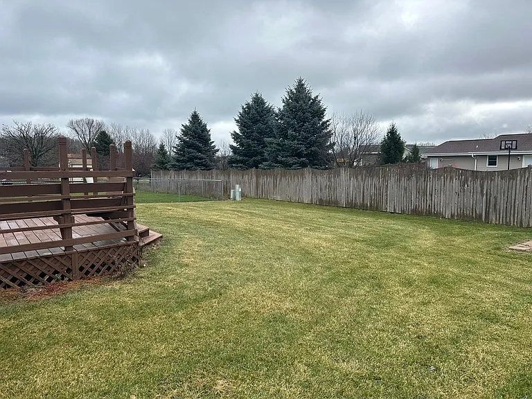 E Puetz Rd — Photo 16