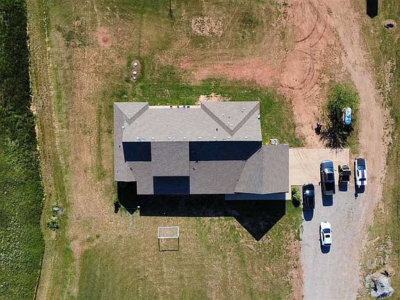 2nd image of 6634 N Brush Creek Rd