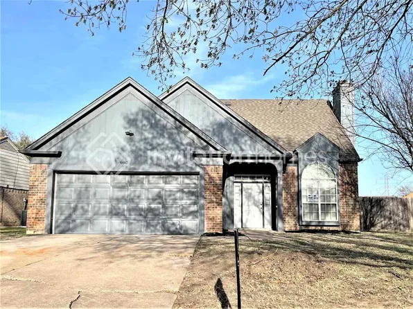 4442 Wheeler St, Grand Prairie, TX 75052