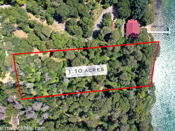 0 Weaver Ln Lot 5, Vineyard Haven, MA 02568