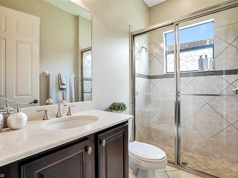 3745 Pleasant Springs Dr — Photo 18