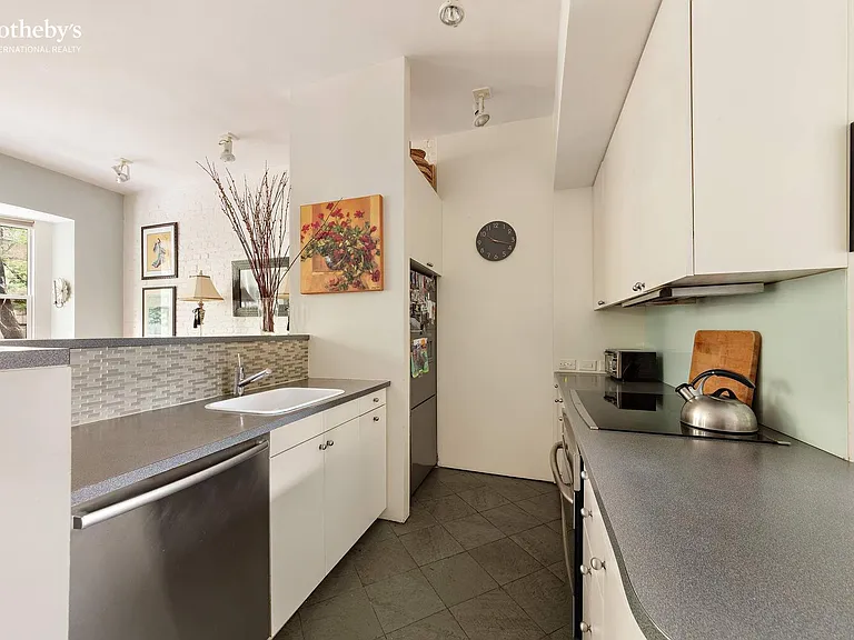24 W 90th St #3 — Photo 7
