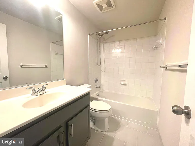 7805 Loblolly Way — Photo 12
