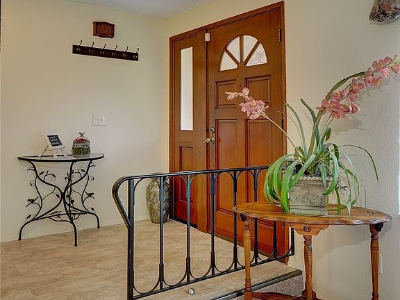 4th image of 7935 Ohana Pl NE