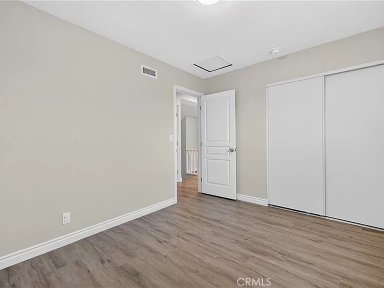 23547 Decorah Rd — Photo 25