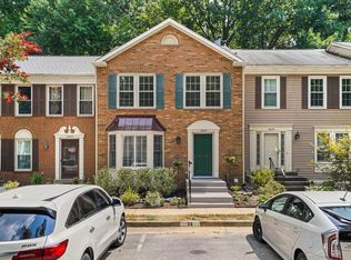 10637 Alison Dr, Burke, VA 22015