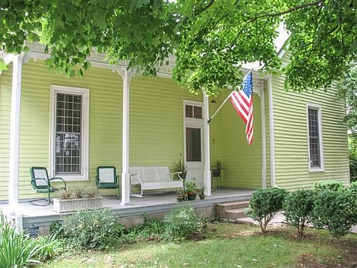 1st image of 217 N Maney Ave