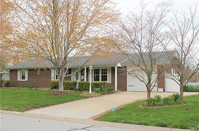 1st image of 405 Westfield Dr