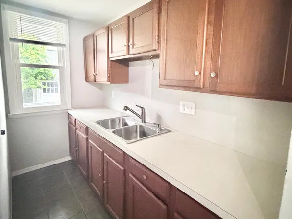 126 Hobart St, New Haven, CT