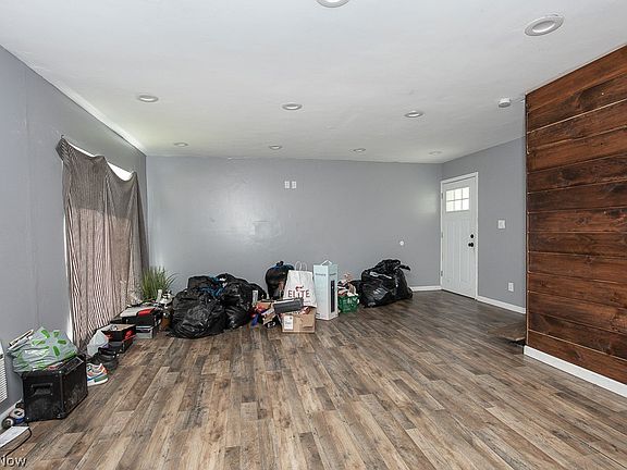 2nd image of 27651 Mills Ave #1N