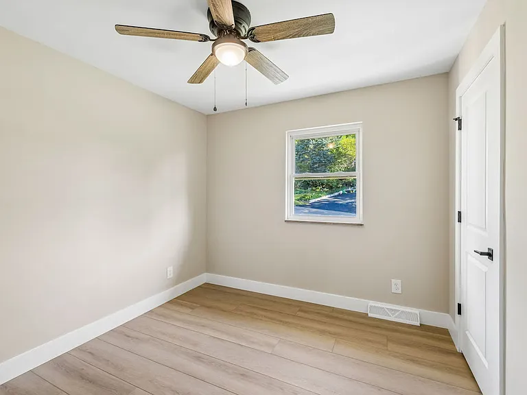 12201 W Kings Gate Rd — Photo 21