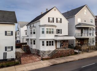 522 Broadway, Fall River, MA 02724