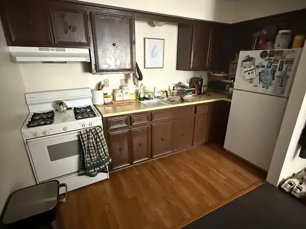 2013 Madera St APT 2, Waukesha, WI 53189