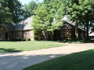 7455 Timber View Dr, Newburgh, IN 47630