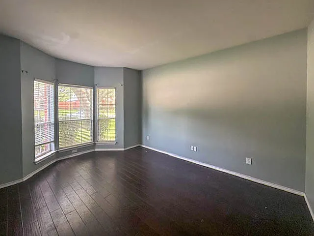 104 San Mateo Ct — Photo 5
