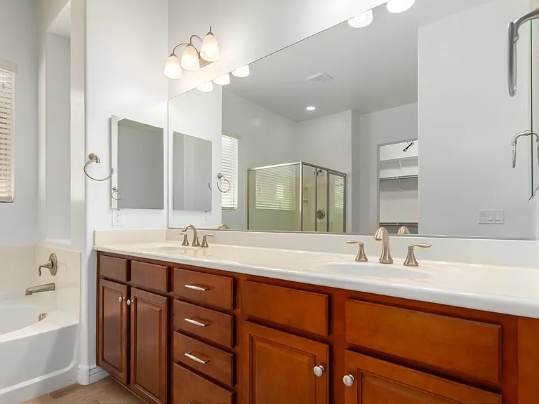 2615 W Balao Dr — Photo 30