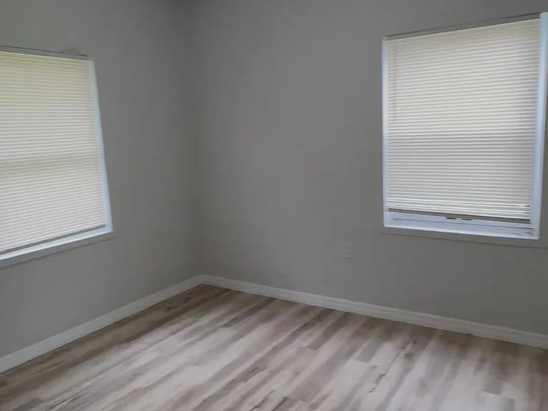 5327 Baycrest Rd — Photo 7