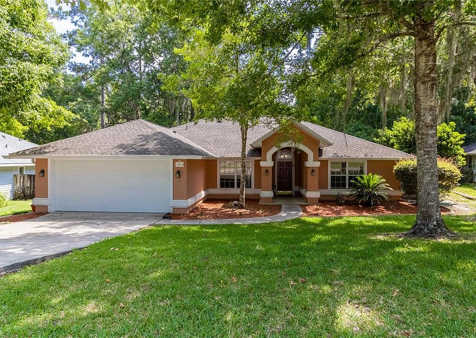 1st image of 10409 NW 10th Ln