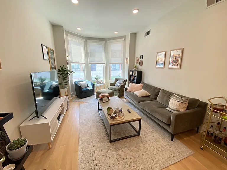 1756 W North Ave #2F — Photo 5