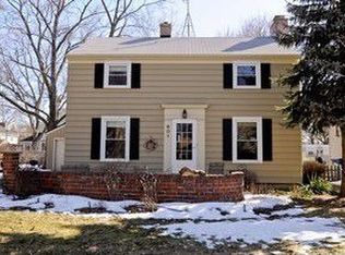801 N Lincoln Ave, Geneva, IL