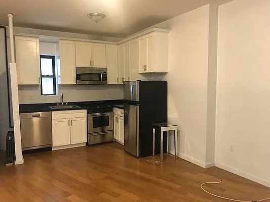 Rented by Maz Group NY | media 15