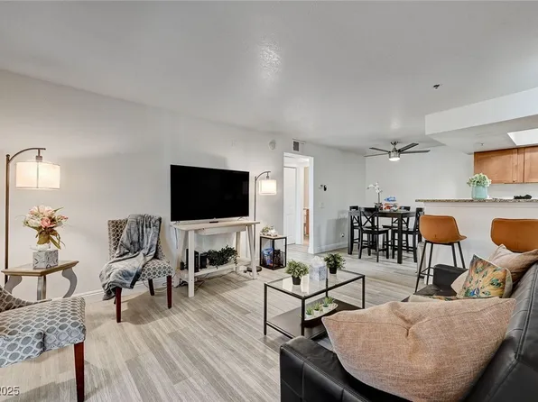 4200 S Valley View Blvd Unit 2097, Las Vegas, NV 89103
