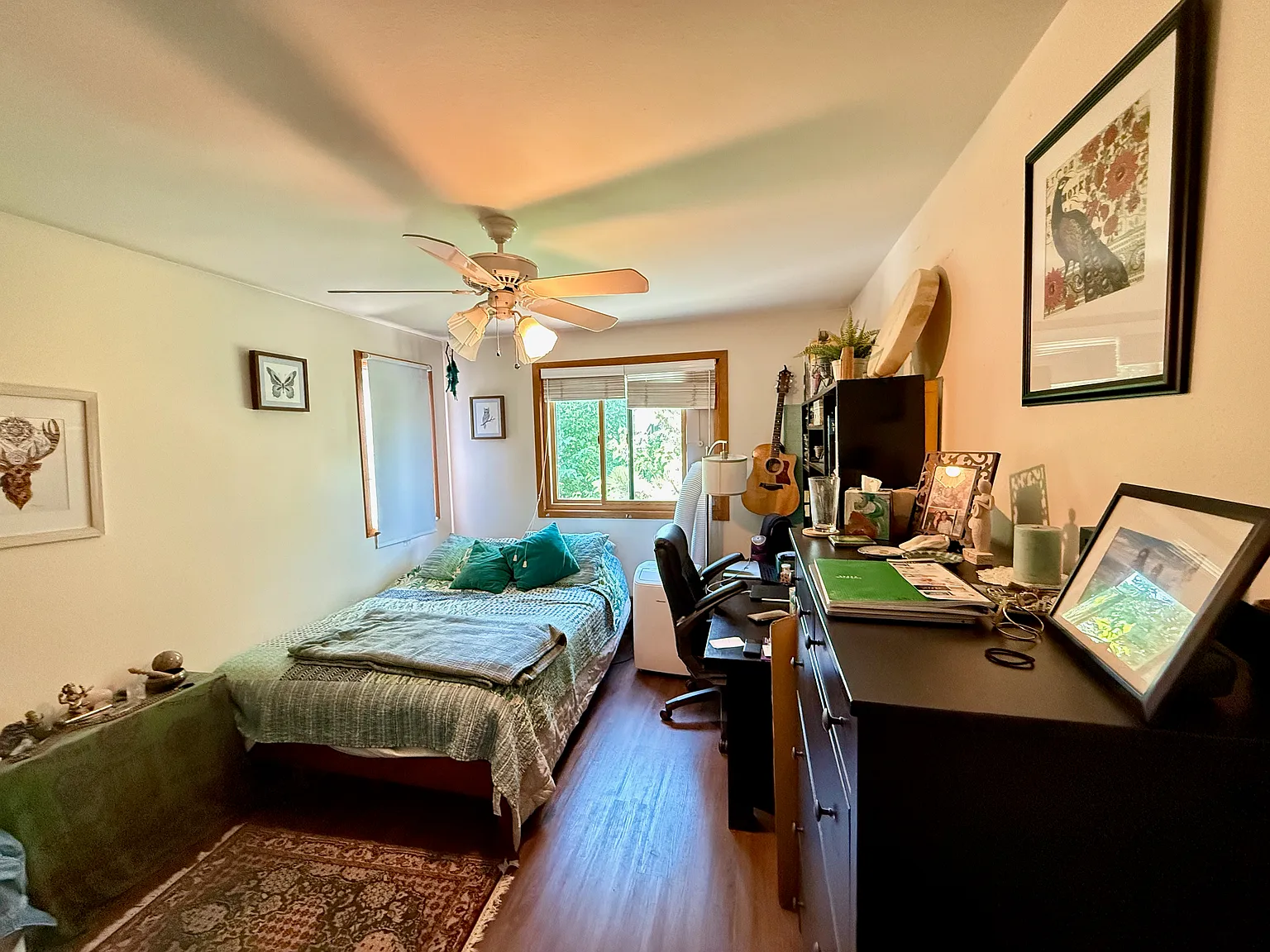 3 bed, 3276 sqft, $1,200 — Photo 2