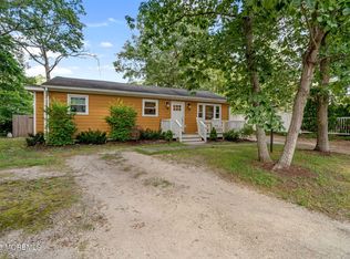 476 Lake Barnegat Dr S, Forked River, NJ 08731