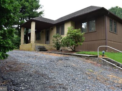 62 Skyline Dr, Reading, PA, 19606