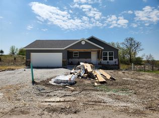124 Sugar Creek Dr, Troy, MO 63379