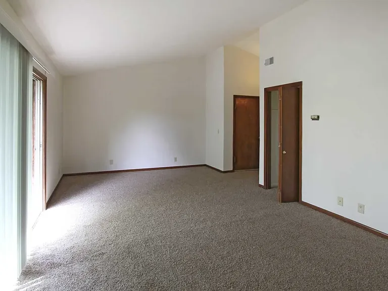 St. Francis Apartments and Townhomes — Photo 11